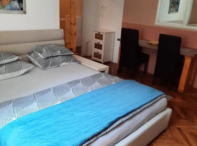 Biljana Lazic شقة