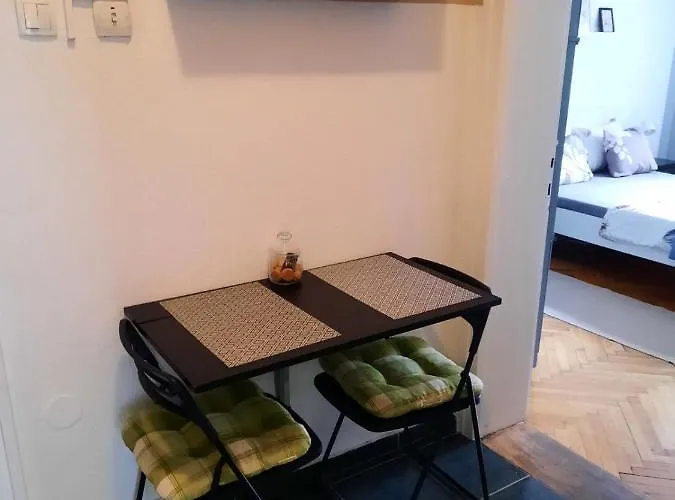 Biljana Lazic شقة *